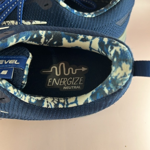 Brooks Revel 5 Used Men’s 13 Running Shoes Navy Blue White Gray - Picture 8 of 14